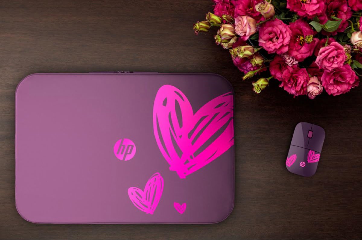 HP Z3700 Valentine pink Wireless Mouse and HP 39.62 cm 15.6" Spectrum pink Sleeve Ladies edition Streamlined design with essential coverage and scratch protection 1AT98AA 1CA96AA 