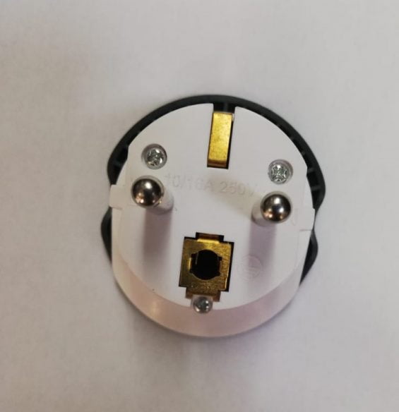MARKEN CONVERSION UNIVERSAL PLUG 10 /16A 2500W / KT168 - Image 2