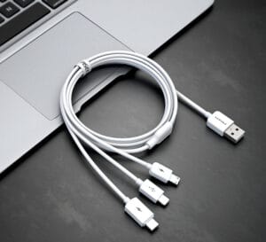 Pisen - 3 in 1 cable { lightning - Micro usb - type-c  // 3 A current // 1.2 M cable length } [ AP07 - 1200 ] - Image 2