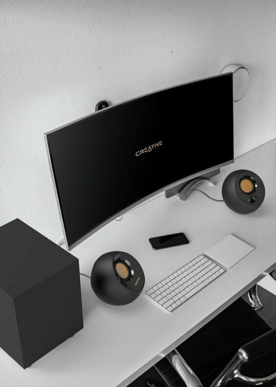 Creative - Pebble plus 2.1 Speaker Set { Black color // 16 watt peak // Powered by USB Host technology } [ MF0480 ] - Image 2