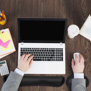 Keyboard Wrist Rest { Anti-slip / relaxed state of the wrist } - Image 2
