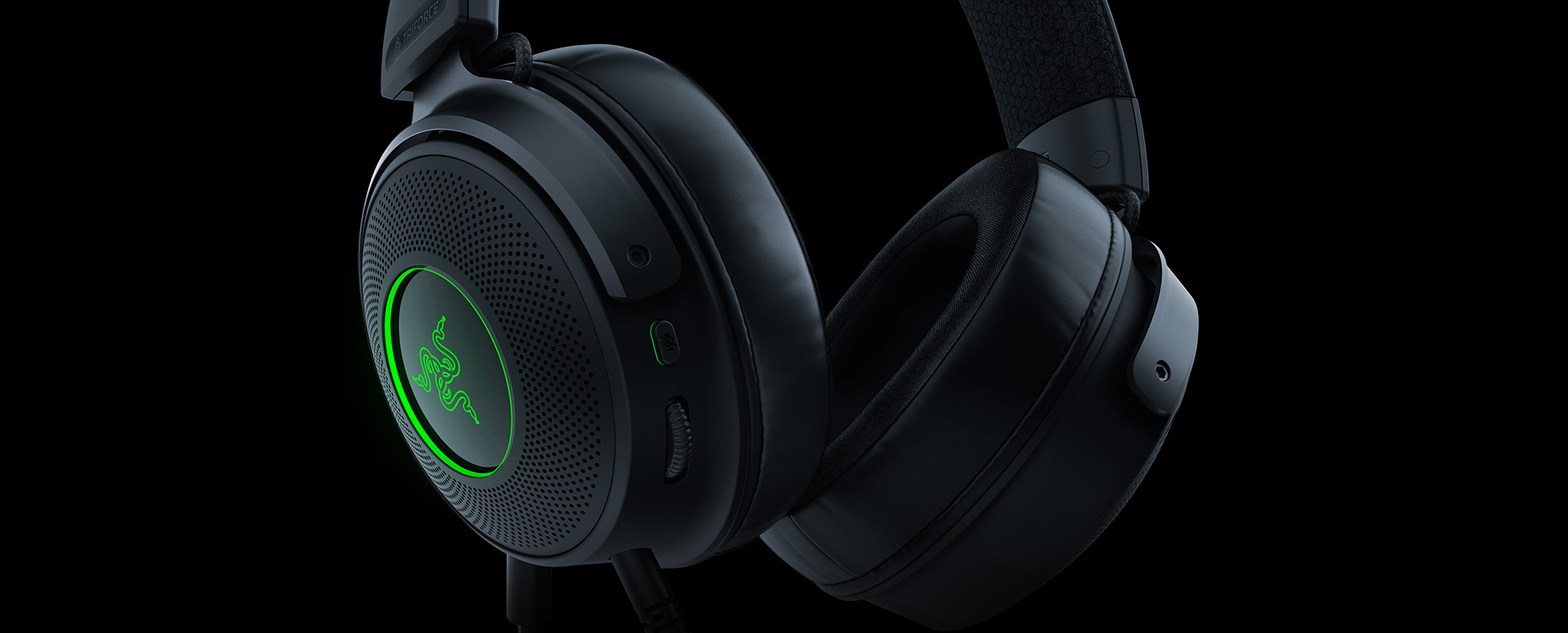 Razer Kraken V3 Wired USB Headset - TriForce Titanium - THX Spatial Audio - Chroma RGB - RZ04-03770200-R3M1 - Amaan Jordan - Pccircle