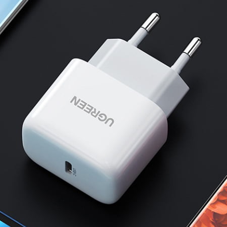 UGREEN mini USB-C Wall Charger { 20W max / compact size / safe charging } 10220