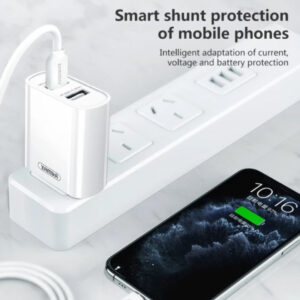 Remax RP-U35 EU smartphone charger plug with iphone charging cable - 2 USB-A Ports - Image 2