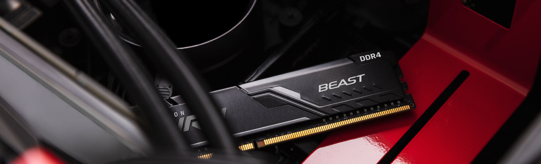 Kingston 32GB FURY Beast DDR4-3600 Memory [ KF436C18BB/32 ]