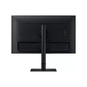UHD resolution & IPS panel