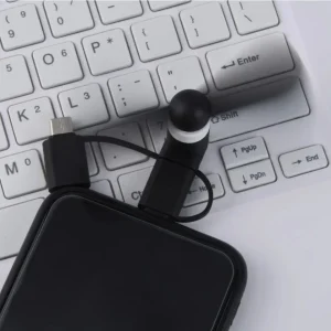 micro-USB & Lighting & type c 